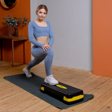 Степ-платформа Unix Fit для фитнеса 2 уровня, 68 см, желтый от магазина Perfect Trainers
