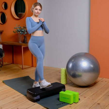 Фитбол с насосом Unix Fit антивзрыв, 65 см, серый от магазина Perfect Trainers