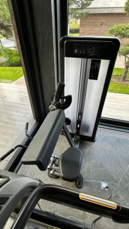 Бицепс машина Fitex Pro FTX-61F10 от магазина Perfect Trainers