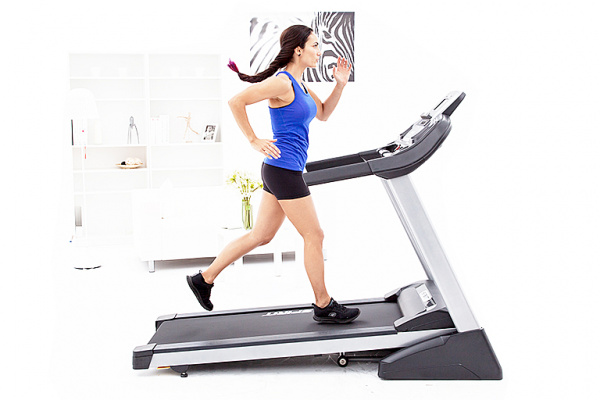 Беговая дорожка Spirit Fitness XT185 (2017) от магазина Perfect Trainers